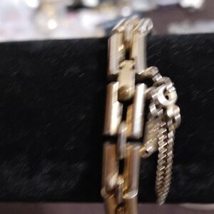 Monet Gold Chain Bracelet
